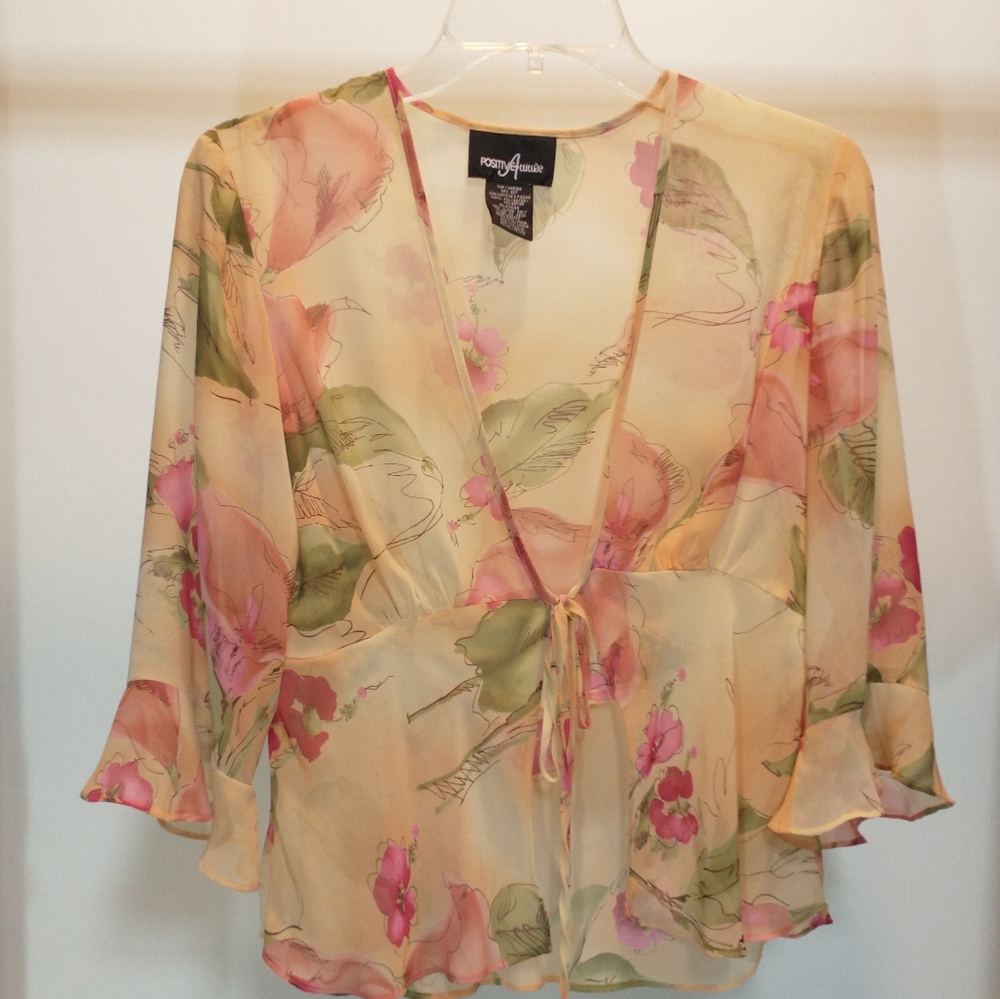 Positive Attitude Floral Bolero Top Size 10P